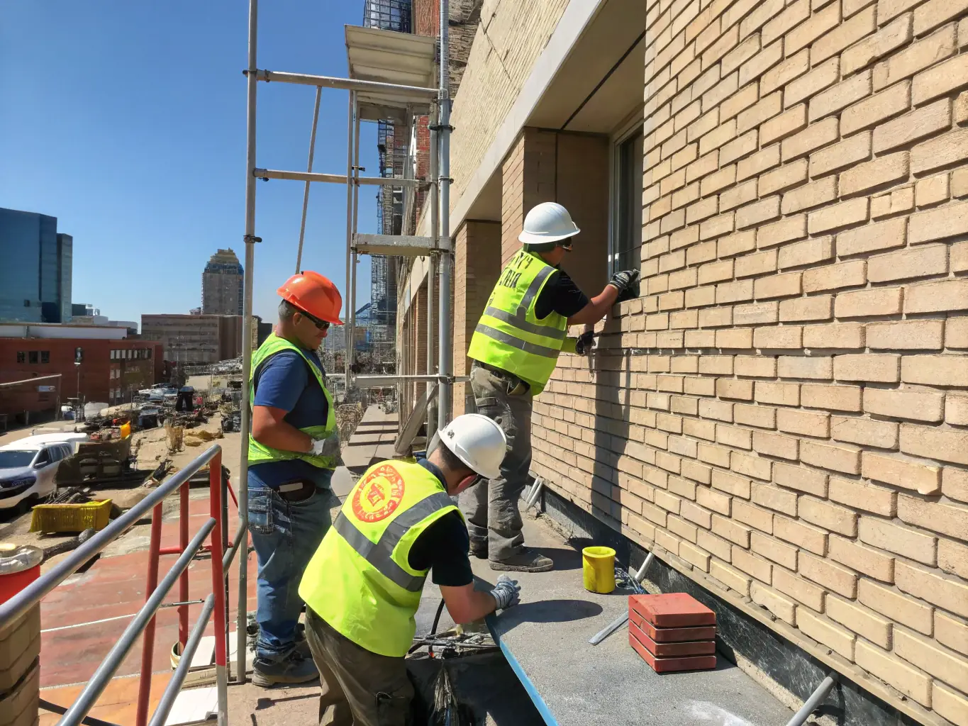 A team of bricklayers working on a beautiful residential home with a focus on detail and craftsmanship, showcasing Melbourne Bricklayers Star's residential bricklaying expertise.